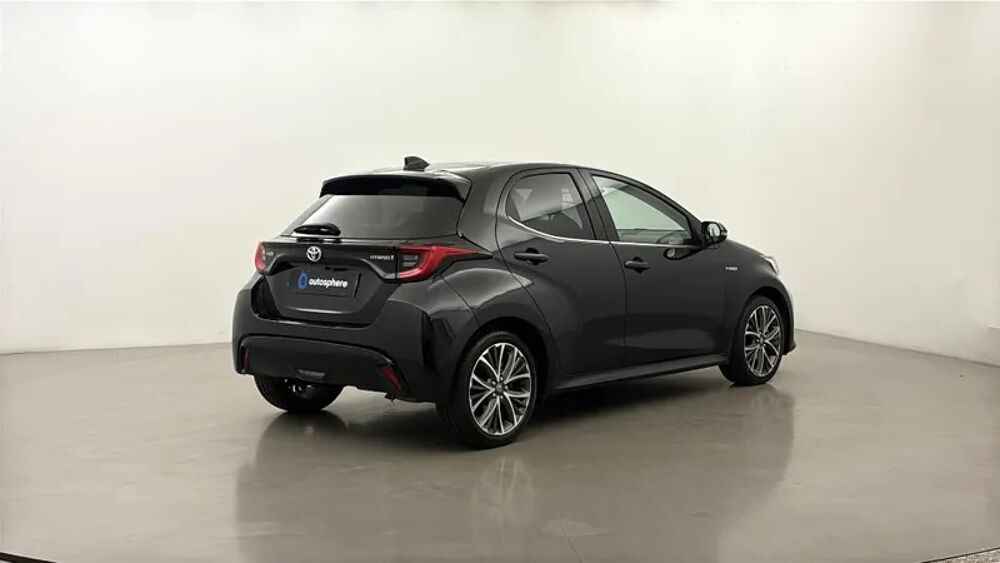 Yaris 116h Iconic 5p MY21 2021 occasion 44000 Nantes