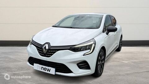 Renault Clio 1.6 E-Tech hybride 145ch Techno 2023 occasion ISTRES 13800