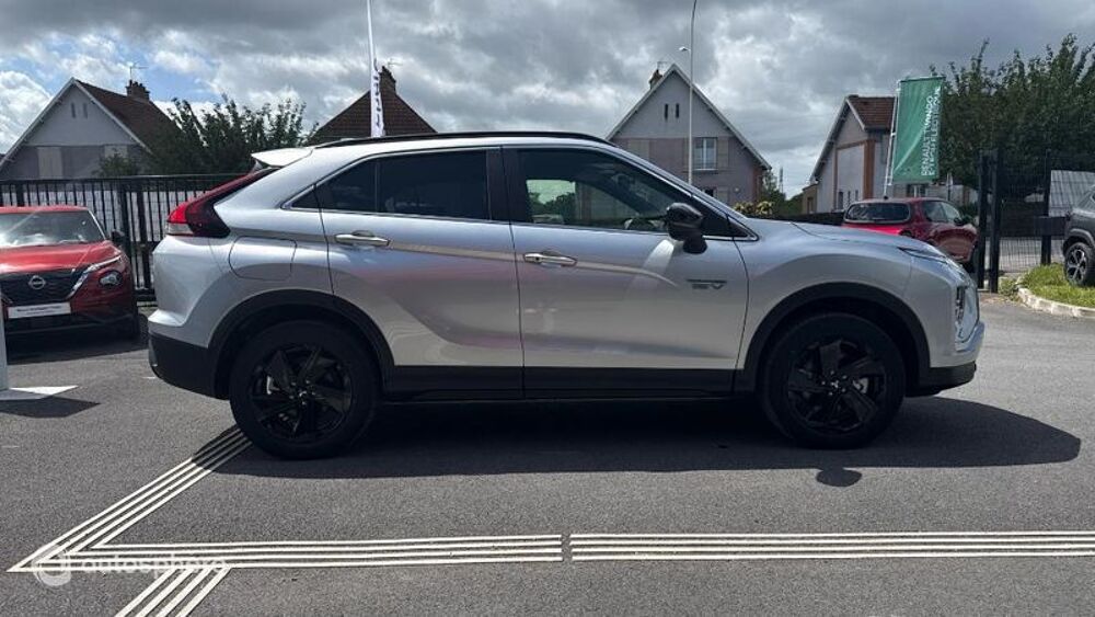 Eclipse Cross 2.4 MIVEC PHEV 188ch Black Collection 4WD 2023 2024 occasion 51530 MAGENTA