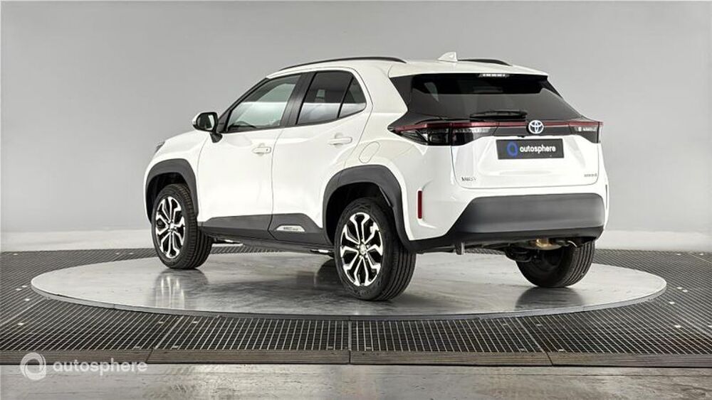 Yaris Cross 116h Design MY22 2023 occasion 69200 V&eacute;nissieux