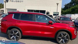 Outlander 2.4 PHEV 306ch Intense 4WD 2025 occasion 64122 URRUGNE
