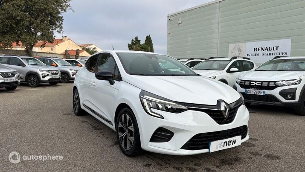 Clio 1.6 E-Tech 145ch full hybrid Evolution 2023 occasion 13800 ISTRES