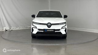 M&eacute;gane E-Tech Electric 220ch Techno autonomie confort AC7 2024 occasion 51200 &Eacute;pernay