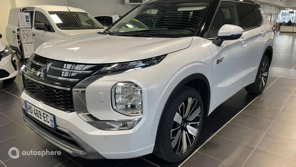 Outlander 2.4 PHEV 306ch Instyle 4WD MY26 2025 occasion 62218 Loison-sous-Lens