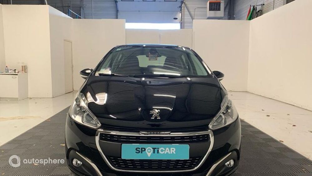 208 1.2 PureTech 82ch E6.c Signature 5p 2018 occasion 84000 Avignon
