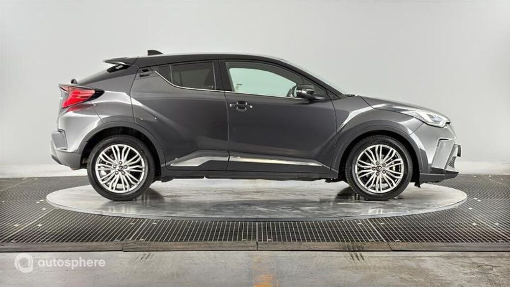 C-HR 122h Distinctive 2WD E-CVT MY22 2022 occasion 69200 V&eacute;nissieux