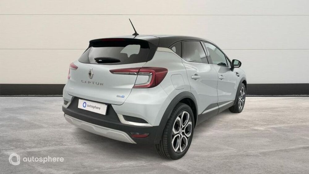 Captur 1.6 E-Tech hybride 145ch Intens -21 2022 occasion 62800 Li&eacute;vin