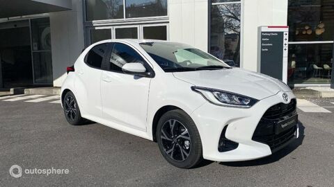 Yaris 116h Design 5p MY25 2026 occasion 92000 Nanterre