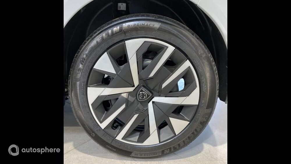 208 1.2 Hybrid 110ch Style e-DCS6 2026 occasion 63000 Clermont-Ferrand
