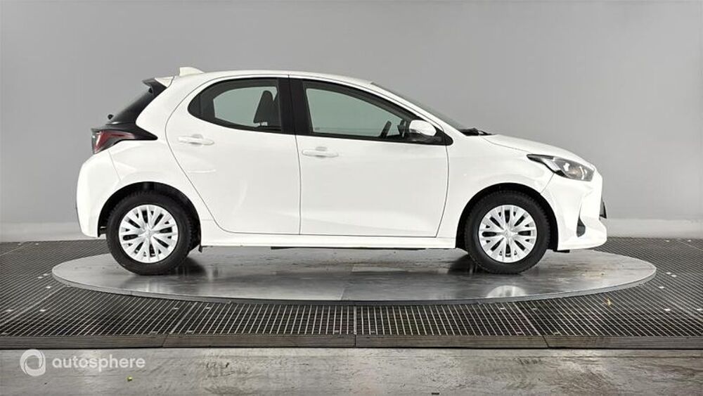 Yaris 116h Dynamic 5p MY22 2023 occasion 69200 V&eacute;nissieux
