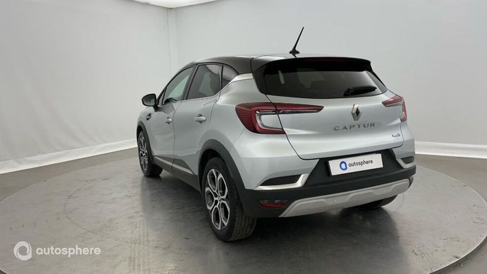 Captur 1.6 E-Tech hybride 145ch Intens -21 2022 occasion 62800 Li&eacute;vin
