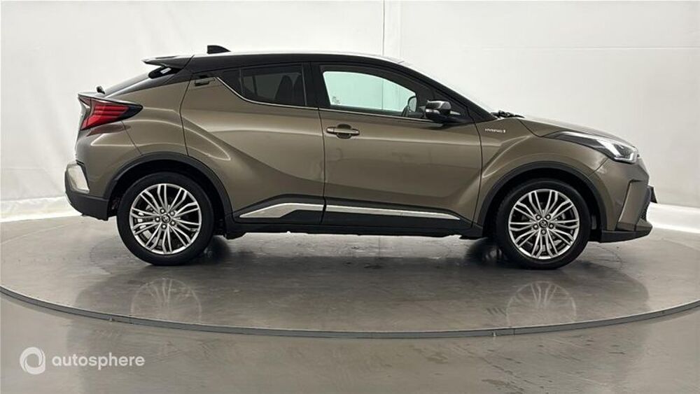 C-HR 184h Distinctive 2WD E-CVT MY20 2021 occasion 59494 Petite-For&ecirc;t