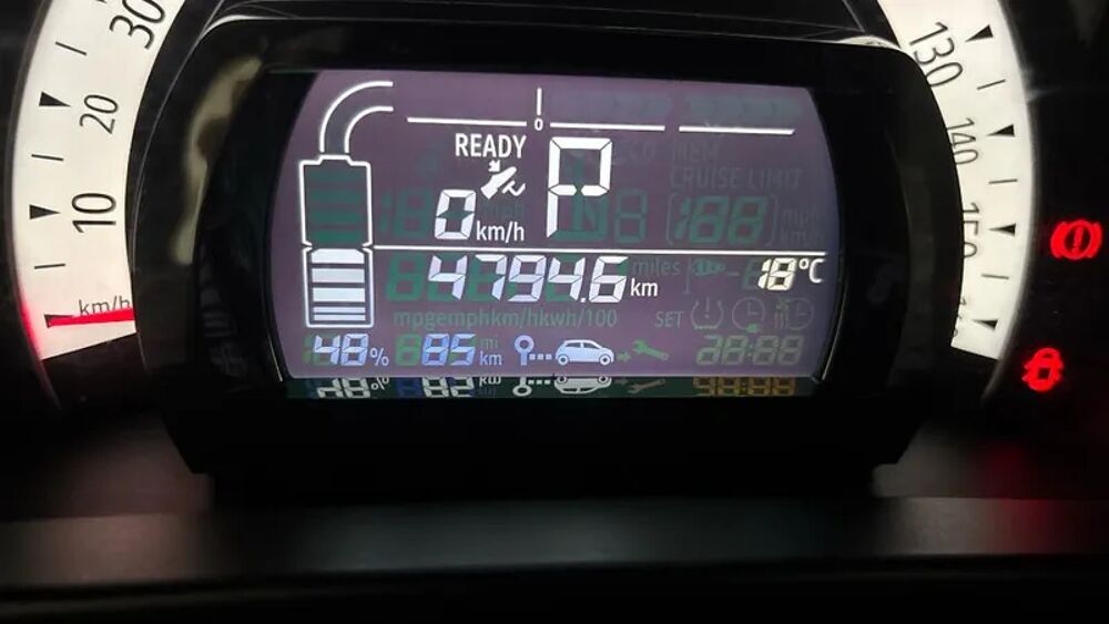 Twingo E-Tech Electric Equilibre R80 Achat Int&eacute;gral 2023 occasion 10000 Troyes