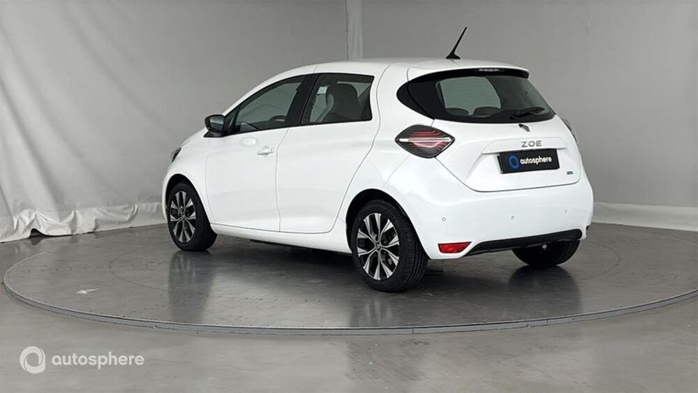Zo&eacute; E-Tech Evolution charge normale R110 - 22B 2022 occasion 51000 Ch&acirc;lons-en-Champagne