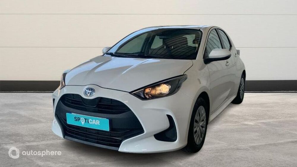 Yaris 116h Dynamic 5p MY22 2023 occasion 13300 Salon-de-Provence