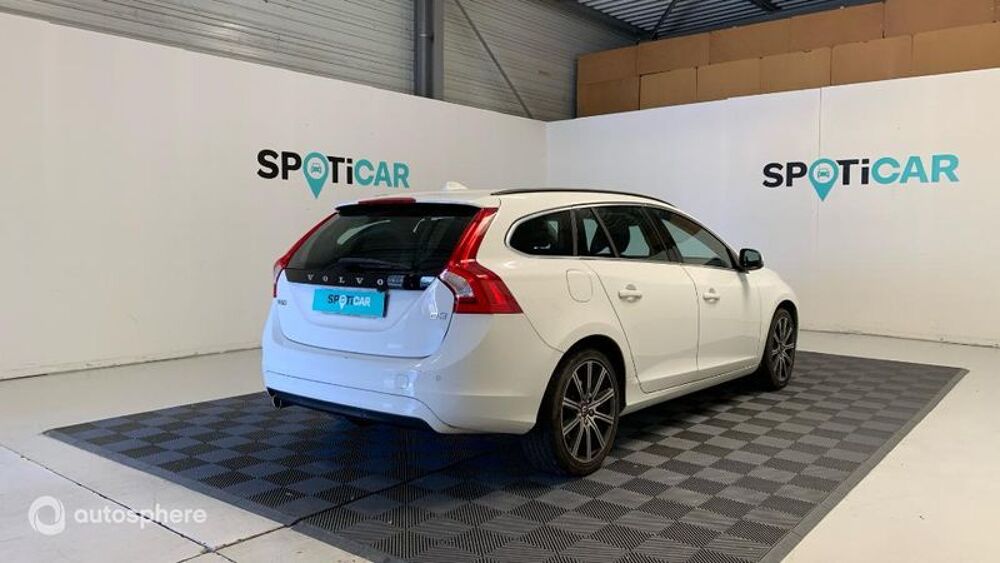 V60 D3 150ch R-Design Geartronic 2018 occasion 84000 Avignon