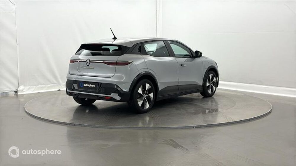 M&eacute;gane E-Tech Electric EV60 220ch Equilibre super charge 2023 occasion 51100 Reims