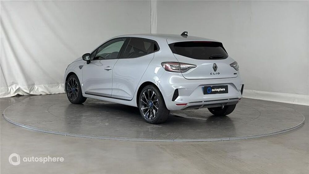 Clio 1.6 E-Tech 145ch full hybrid esprit Alpine 2023 occasion 02000 Laon