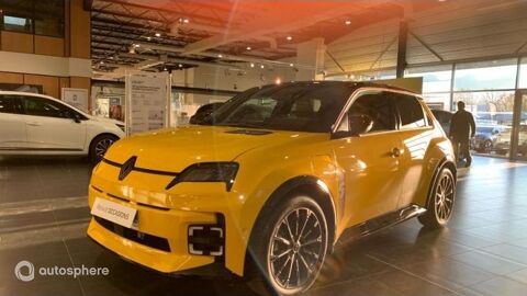 Renault Clio III E-Tech Electrique 120ch Iconic Cinq autonomie urbaine 2025 occasion Saint-Alban-Leysse 73230