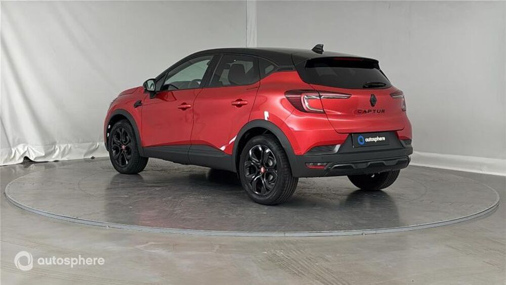 Captur 1.3 TCe 140ch FAP Rive Gauche 2023 occasion 57500 Saint-Avold