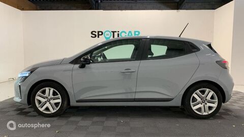 Clio 1.6 E-Tech 145ch full hybrid Evolution - 24 2025 occasion 84000 Avignon
