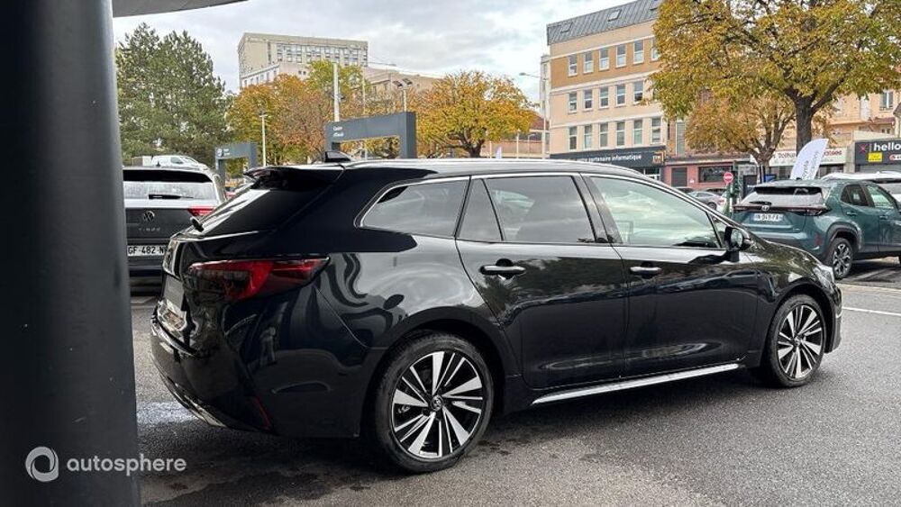 Corolla 1.8 140ch Design MY26 2026 occasion 92000 Nanterre
