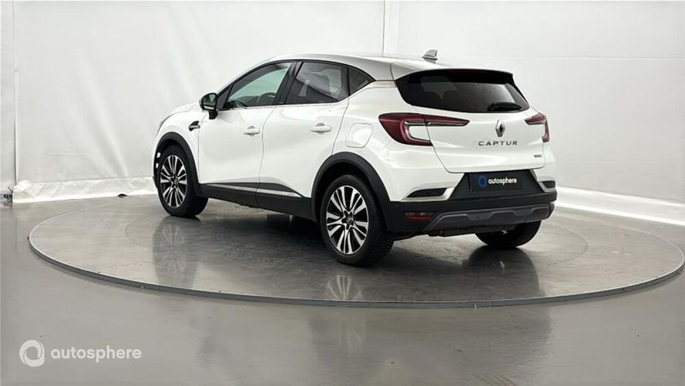 Captur 1.6 E-Tech Plug-in 160ch Initiale Paris 2021 occasion 54135 Mexy
