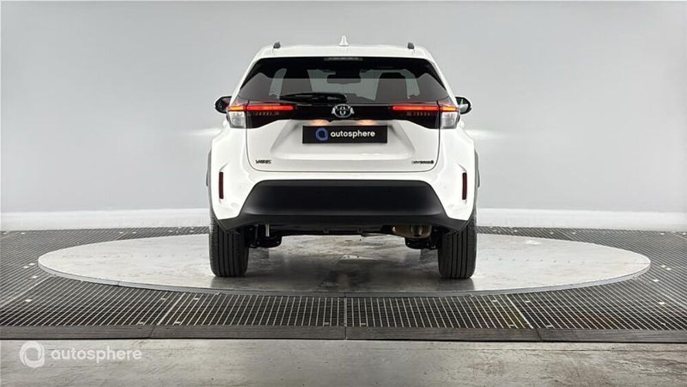 Yaris Cross 116h Design MY22 2023 occasion 69200 V&eacute;nissieux