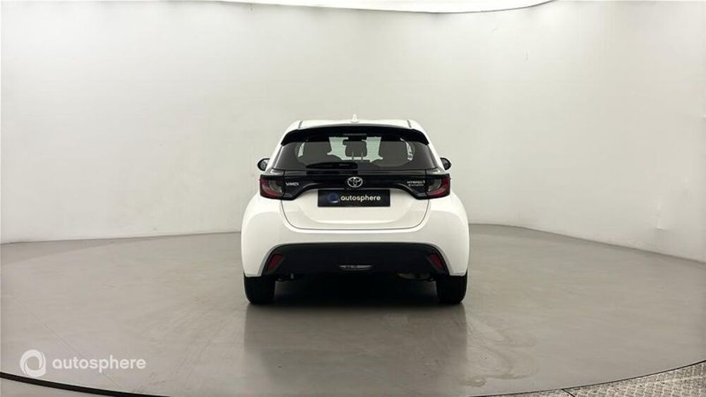 Yaris 116h Dynamic Business 5p + Programme Beyond Zero Academy MY2 2022 occasion 92000 Nanterre