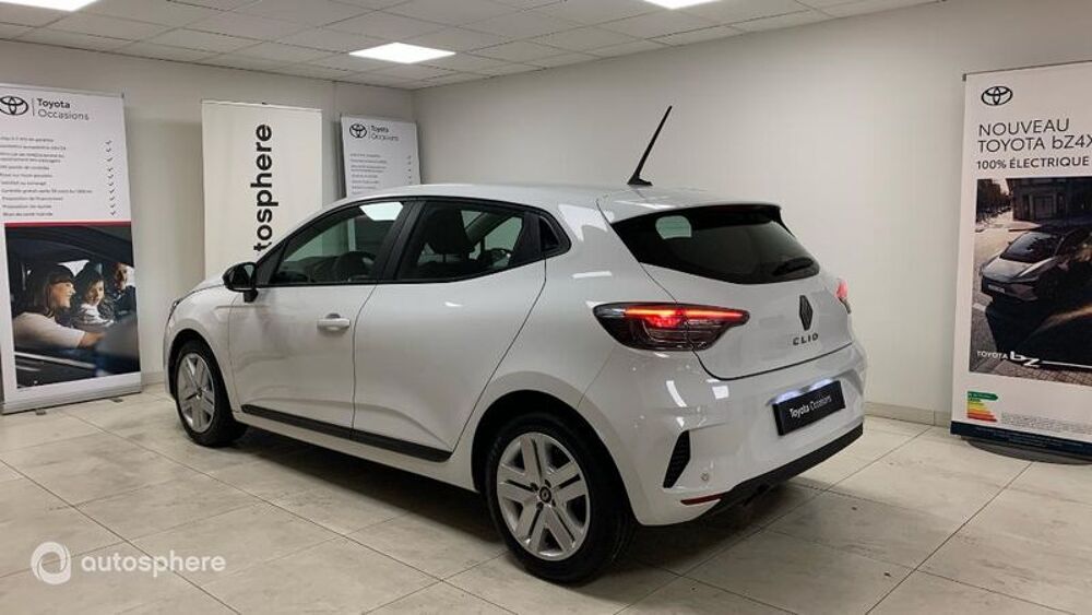 Clio 1.0 TCe 90ch Equilibre 2024 occasion 69200 V&eacute;nissieux