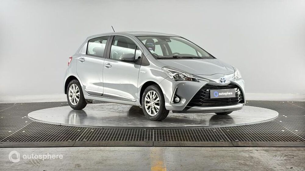 Yaris 100h Dynamic 5p 2018 occasion 03110 Charmeil