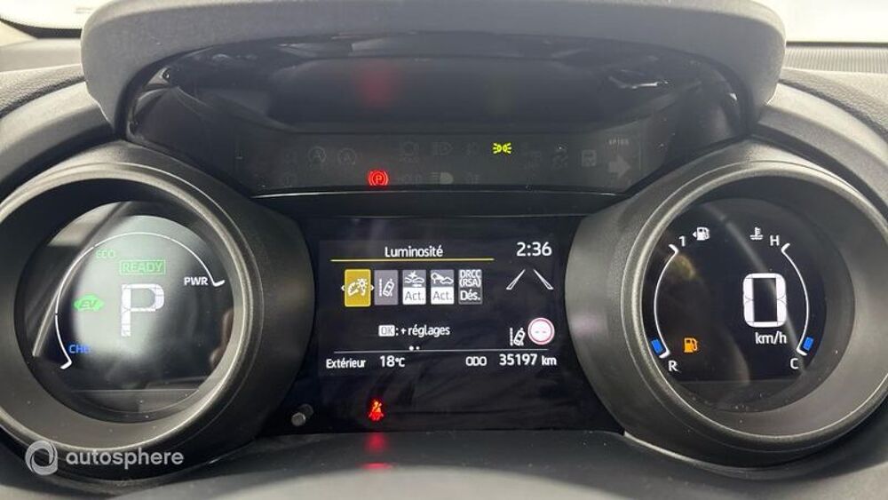 Yaris 116h Design 5p MY22 2023 occasion 69410 Champagne-au-Mont-d'Or