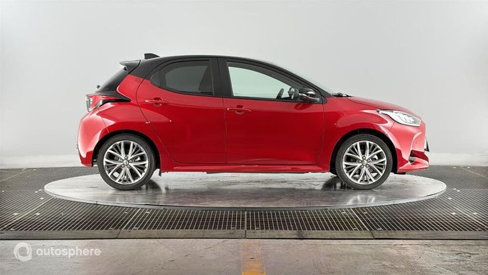 Yaris 116h Collection 5p MY22 2024 occasion 69140 Rillieux-la-Pape