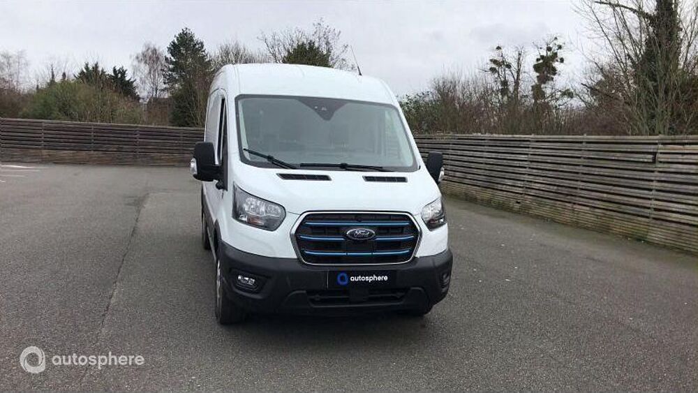 Transit 390 L2H2 (184 CH ) 135 kW Batterie 68 kWh Trend Business BVA 2023 occasion 78310 Coignières