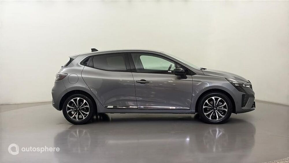 Clio 1.6 E-Tech 145ch full hybrid Techno - 24 2025 occasion 94000 Cr&eacute;teil