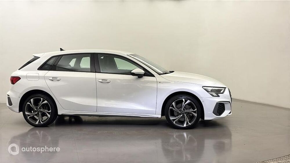 A3 40 TFSI e 204ch S line S tronic 6 2023 occasion 86000 Poitiers