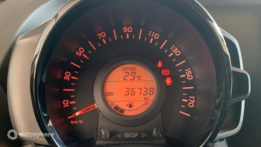 108 VTi 72 Style S&S 4cv 5p 2022 occasion 13300 Salon-de-Provence