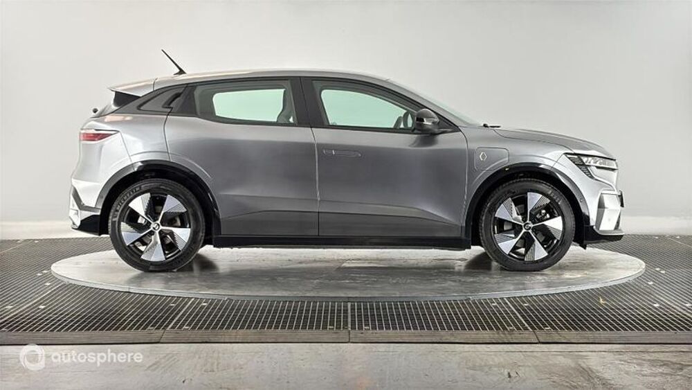 M&eacute;gane E-Tech Electric EV40 130ch Equilibre standard charge 2023 occasion 74100 Annemasse