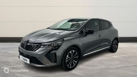 Renault Clio 1.6 E-Tech 145ch full hybrid Techno 2023 occasion Vitrolles 13127