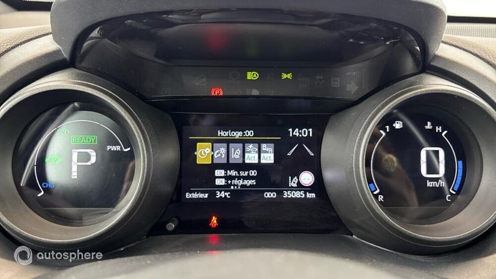 Yaris Cross 116h Design MY22 2023 occasion 69200 V&eacute;nissieux