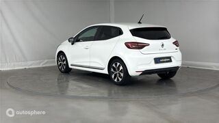 Clio 1.6 E-Tech hybride 145ch Evolution 2023 occasion 02300 Chauny