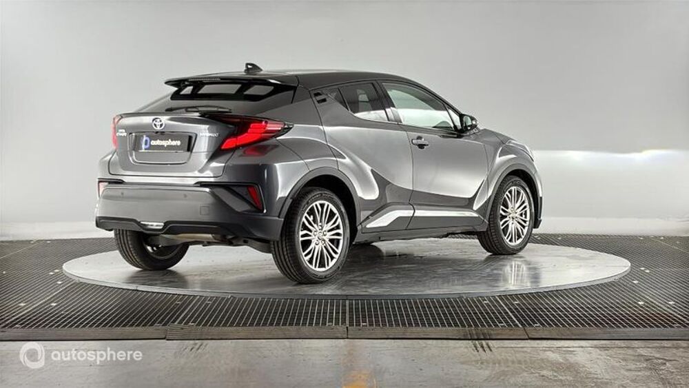 C-HR 122h Distinctive 2WD E-CVT MY22 2022 occasion 69200 V&eacute;nissieux
