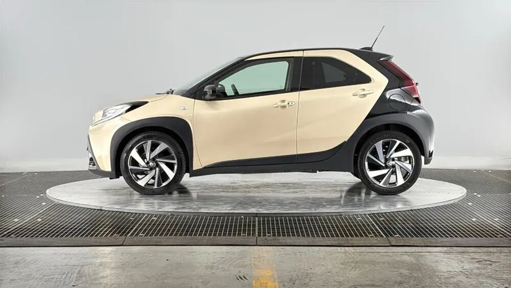 Aygo 1.0 VVT-i 72ch Collection S-CVT 2022 occasion 69200 V&eacute;nissieux