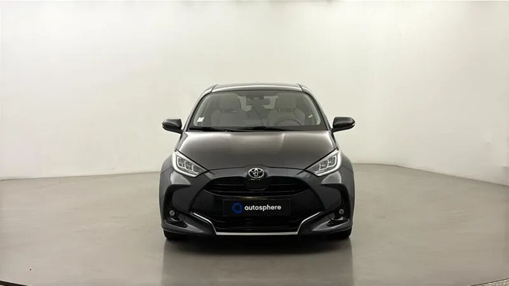 Yaris 116h Iconic 5p MY21 2021 occasion 44000 Nantes