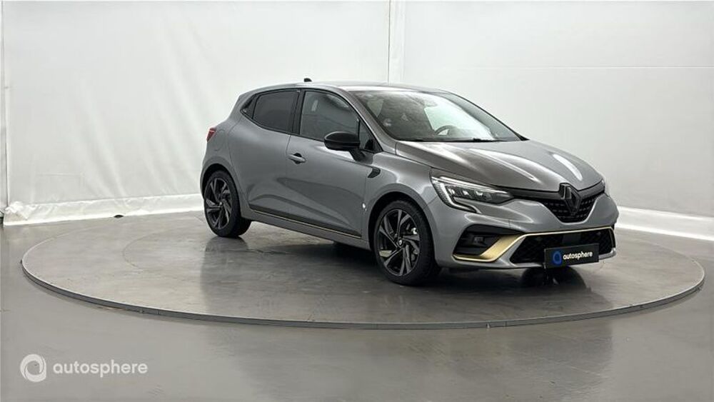 Clio 1.6 E-Tech hybride 145ch Engineered 2023 occasion 10100 Romilly-sur-Seine