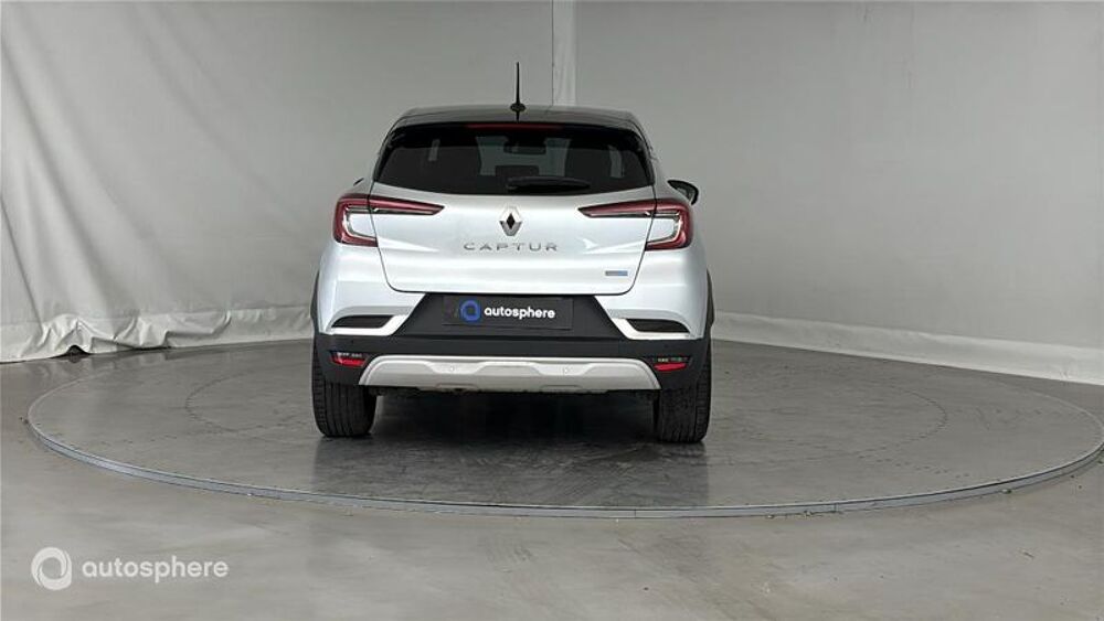 Captur 1.6 E-Tech hybride 145ch Intens -21 2022 occasion 62000 Arras