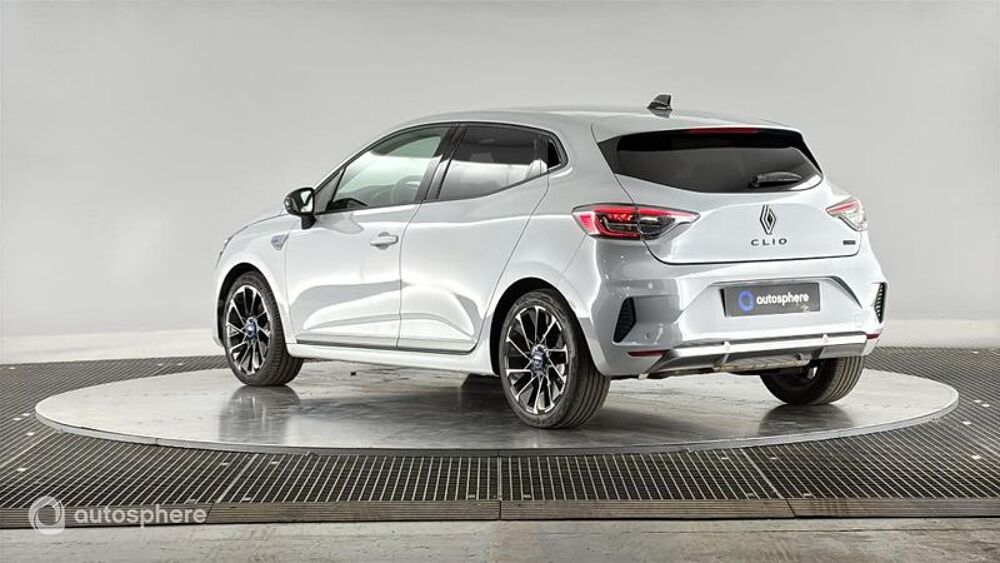 Clio 1.6 E-Tech 145ch full hybrid esprit Alpine 2023 occasion 74100 Annemasse
