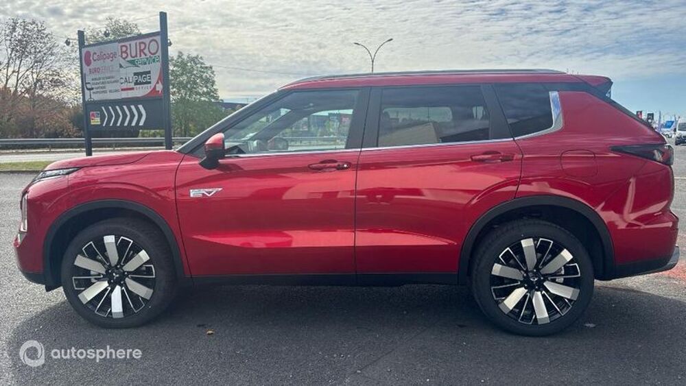 Outlander 2.4 PHEV 306ch Intense 4WD 2025 occasion 86100 Ch&acirc;tellerault