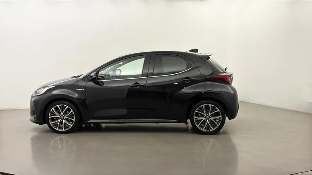 Yaris 116h Iconic 5p MY21 2021 occasion 44000 Nantes
