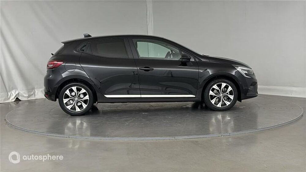 Clio 1.6 E-Tech hybride 145ch Evolution 2023 occasion 10100 Romilly-sur-Seine